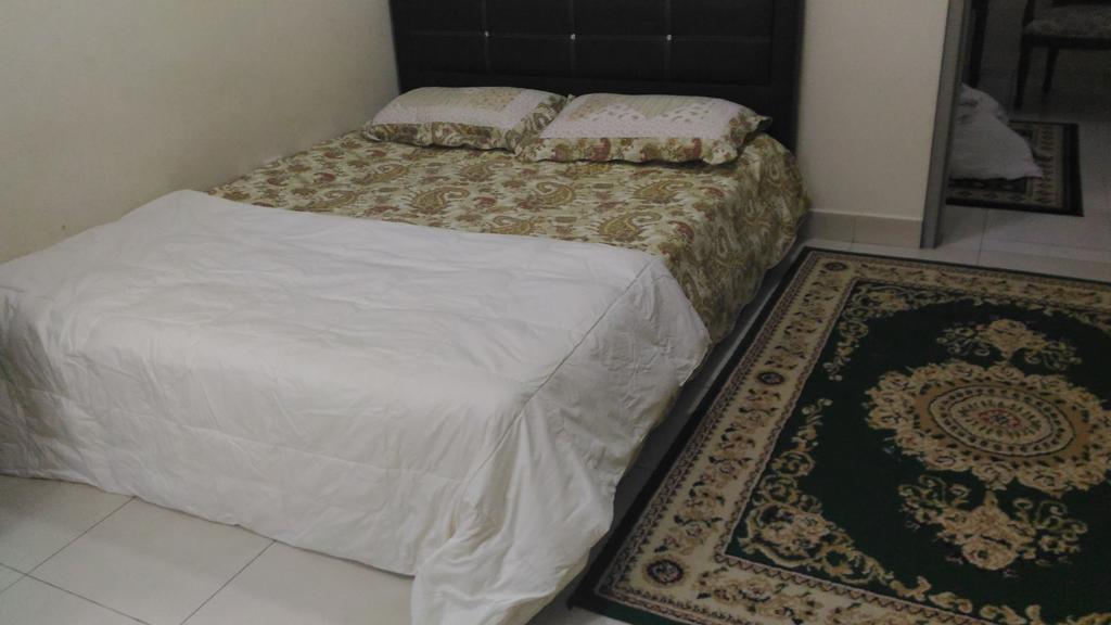 Kenanga Homestay Nilai Exteriér fotografie