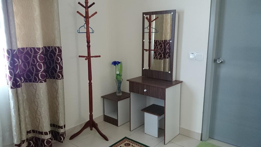 Kenanga Homestay Nilai Exteriér fotografie